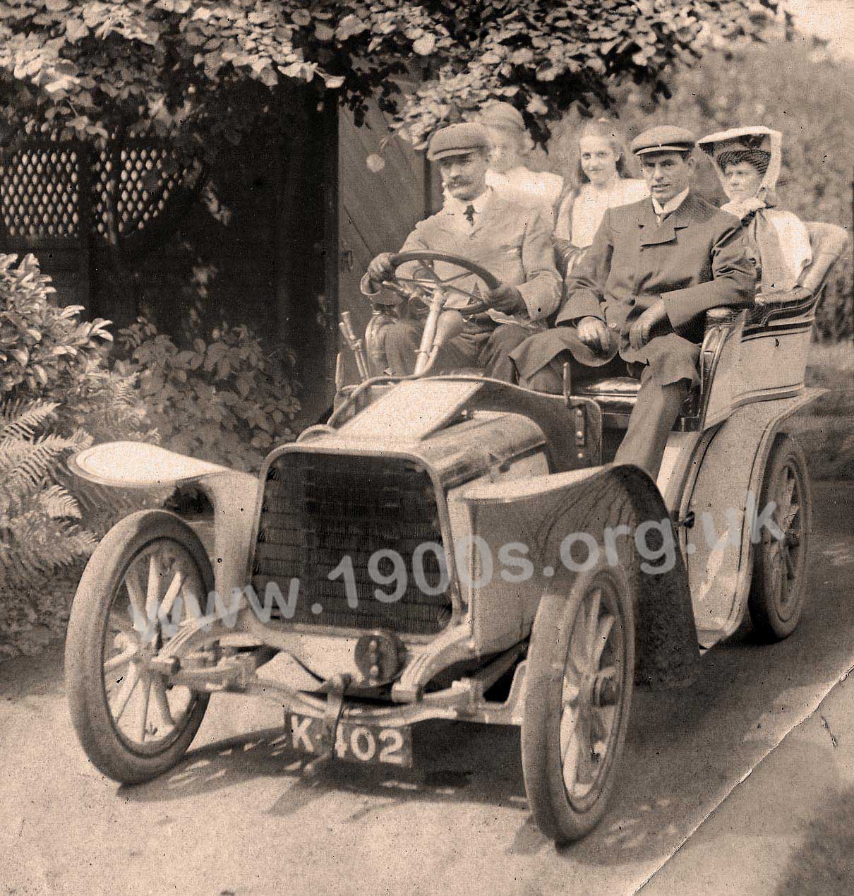 1920s car