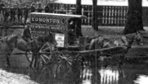 The Co-op making a horse-drawn delivery, 1910