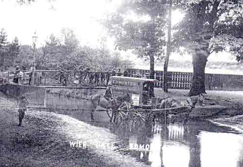 Pymmes brook, Edmonton